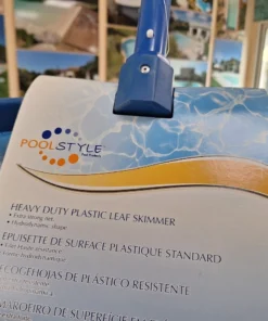 Épuisette de surface piscine