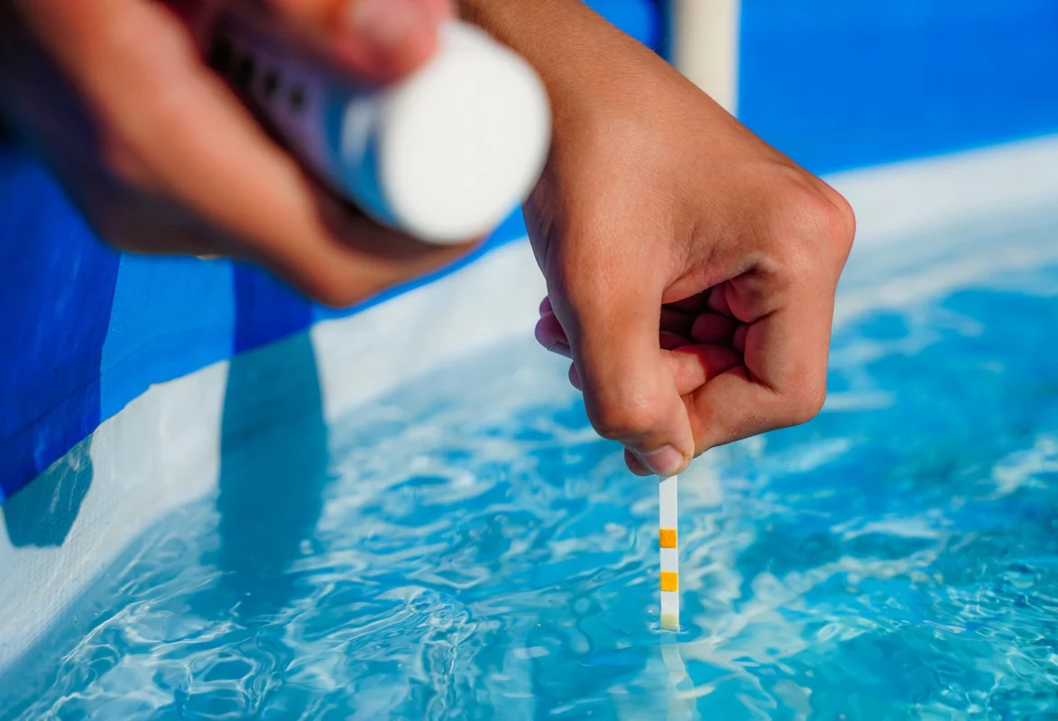 bien-regler-ph-piscine
